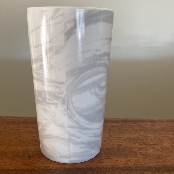 2020 Starbucks Ceramic Tumbler
Gray Swirl Marble 12 oz - Picture 3 of 12